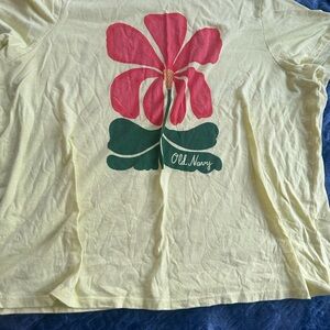 Old Navy Light Yellow T-Shirt